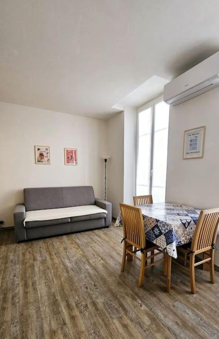 Centre - Climatisation Appartamento